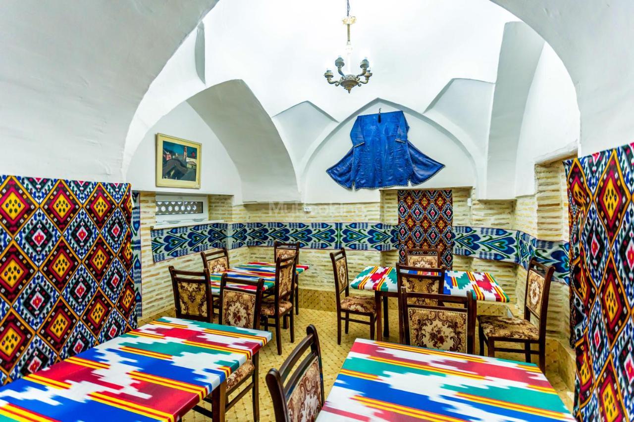 Okhun Madrasah15Th-16Th Century Hotel Бухара Екстериор снимка